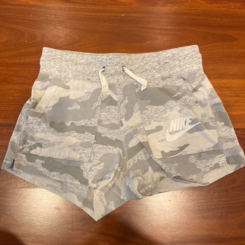 Nike Camouflage Sweat Shorts Size XS